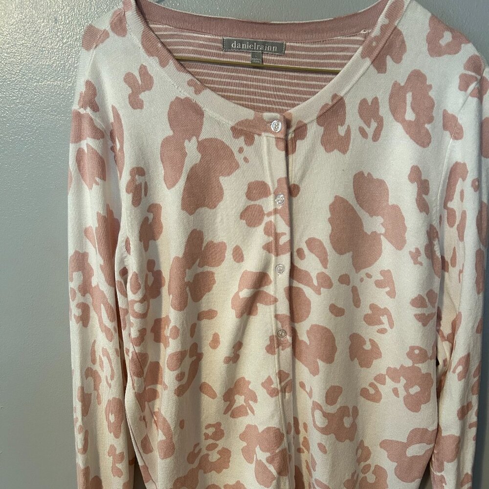 Daniel Rainn Jude Contrast Cuff Button Front Cardigan Size Large